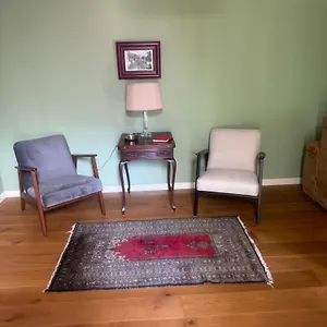 casa-nina-carignano.hotelitalianriviera.com/